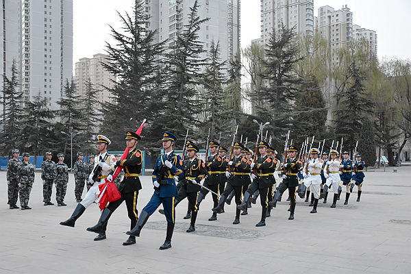 35C7D?e=.jpg